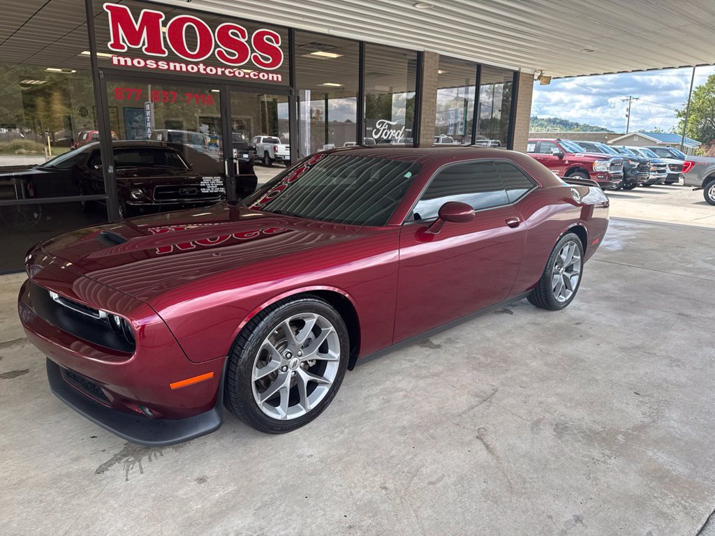 Used 2022 Dodge Challenger GT RWD image 1