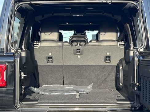 New 2026 Jeep Wrangler Sahara image 24