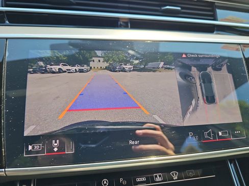Used 2025 Audi S8 AWD/4WD image 25