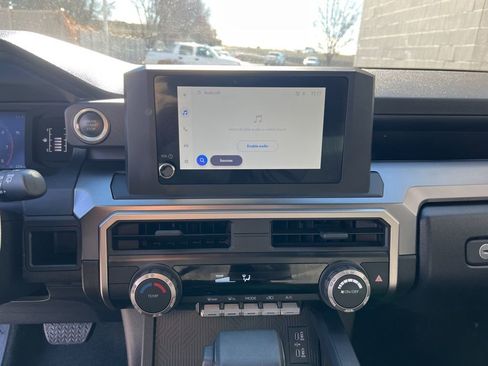 Used 2025 Toyota 4Runner SR5 image 16