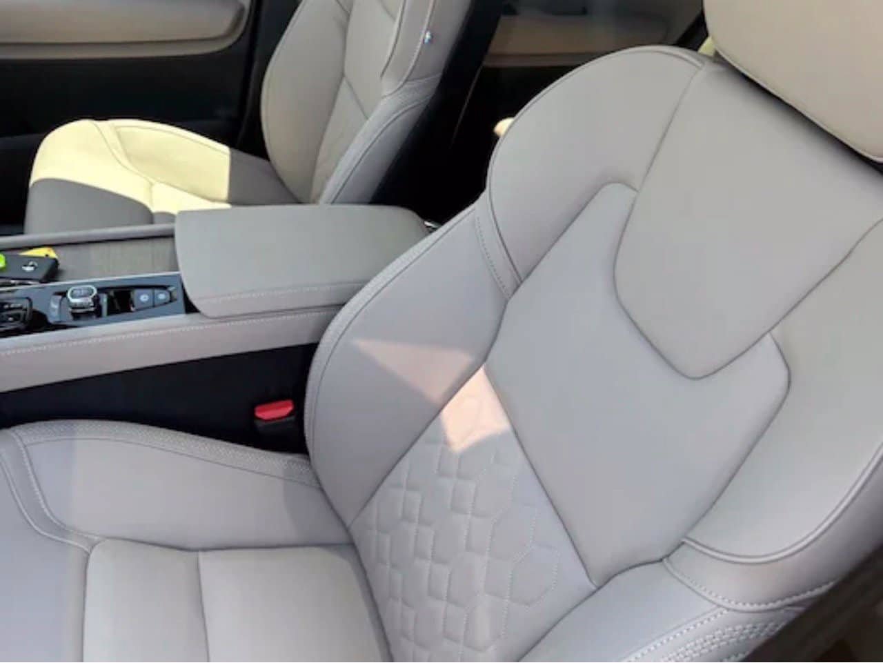 Used 2026 Volvo XC90 B6 Plus AWD/4WD image 11