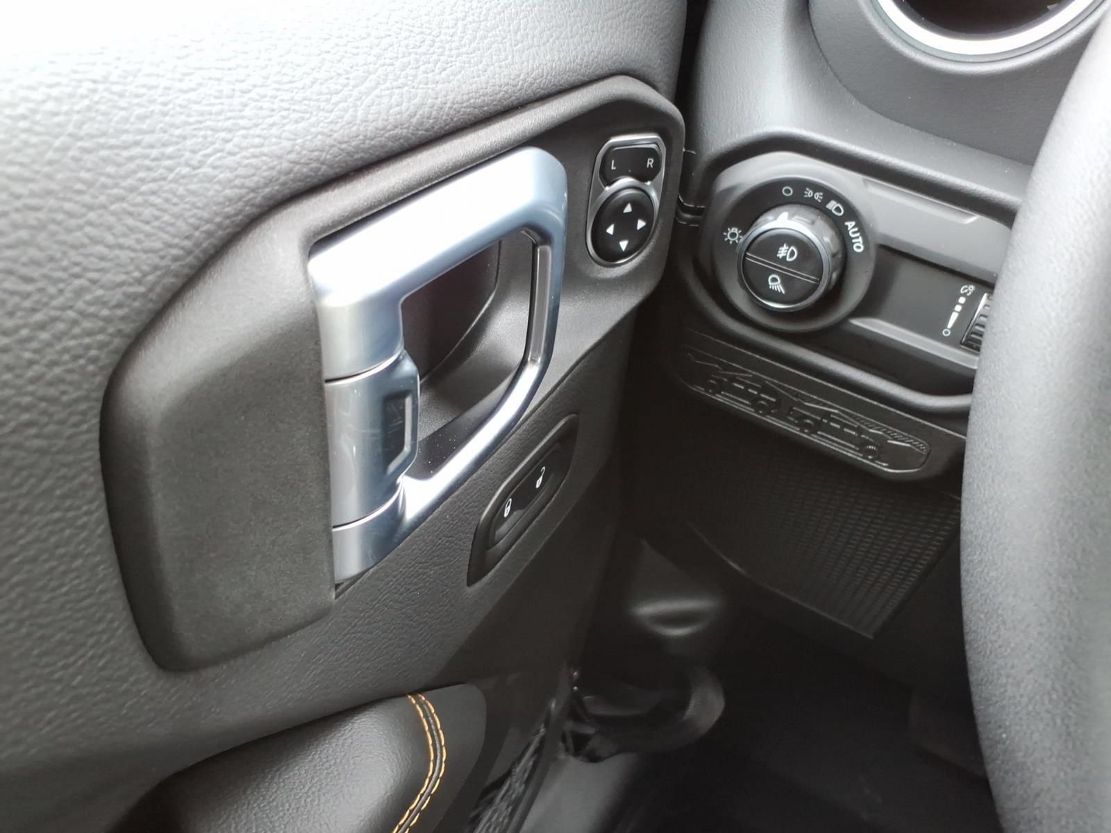 New 2026 Jeep Gladiator Sport AWD/4WD image 18
