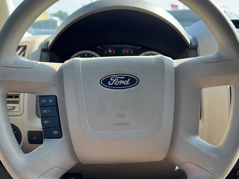 Used 2012 Ford Escape XLS FWD image 16