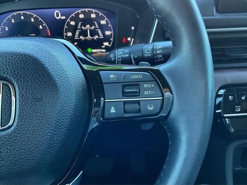 Used 2023 Honda Pilot Elite image 21