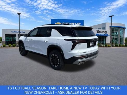 New 2026 Chevrolet Traverse Z71 w/ Driver Confidence Package AWD/4WD image 5