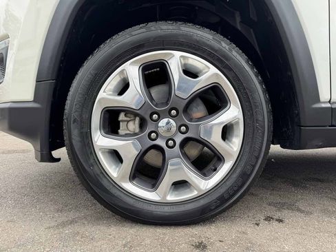Used 2021 Jeep Compass Limited w/ Sun and Sound Group AWD/4WD image 9