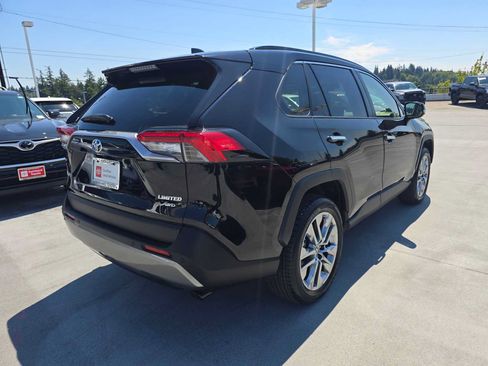 Used 2025 Toyota RAV4 Limited AWD/4WD image 3