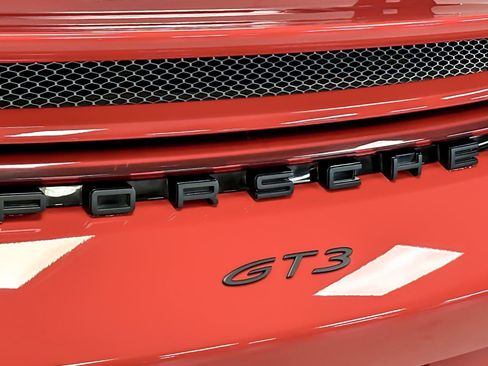 Used 2022 Porsche 911 GT3 image 24