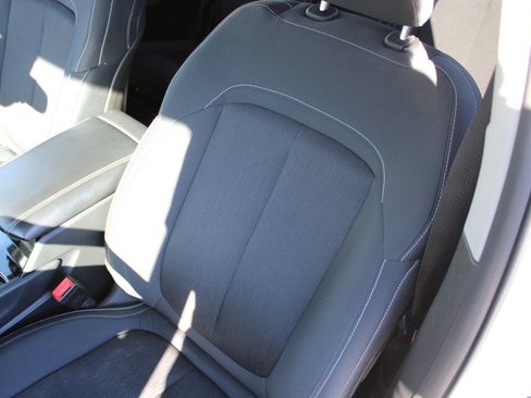 Used 2023 Jeep Grand Cherokee L Laredo image 23