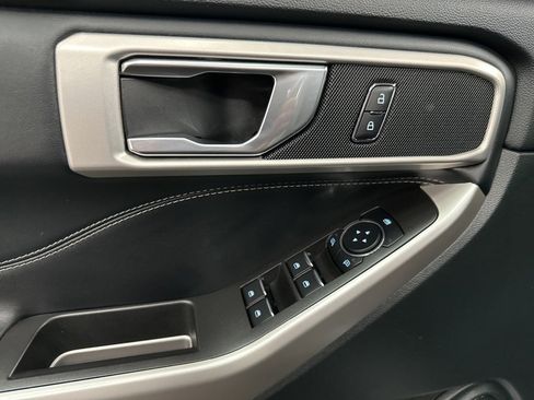 Used 2024 Ford Explorer XLT w/ Equipment Group 202A image 20