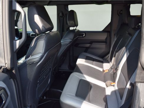 Certified 2024 Ford Bronco Black Diamond AWD/4WD image 9