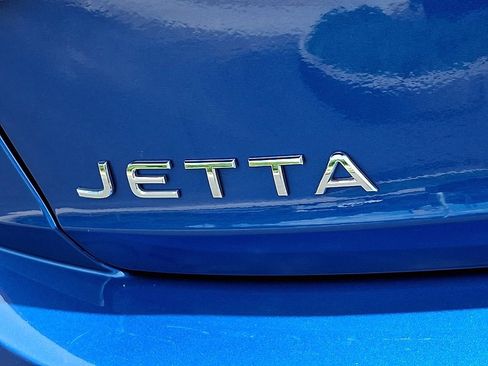 Used 2024 Volkswagen Jetta SE FWD image 30