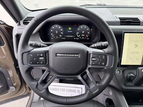 New 2026 Land Rover Defender 110 X-Dynamic SE image 22
