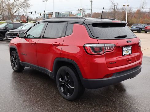 Used 2020 Jeep Compass Latitude image 30