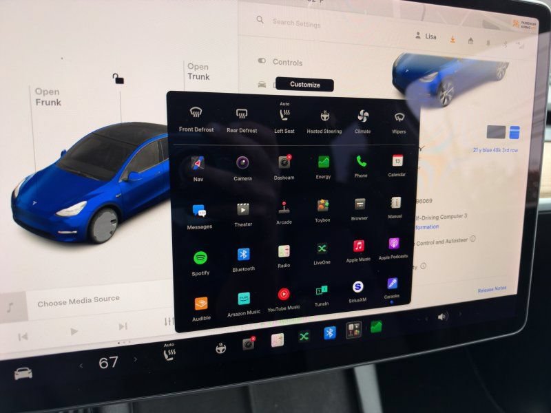 Used 2021 Tesla Model Y Long Range AWD/4WD image 17
