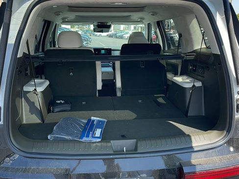 New 2025 Hyundai Santa Fe Calligraphy image 31