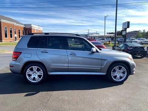 Used 2015 Mercedes-Benz GLK 350 2WD image 4