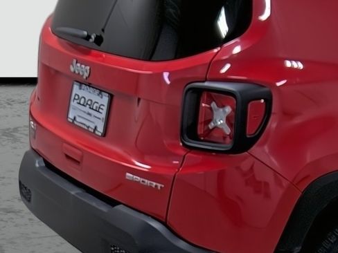 Used 2019 Jeep Renegade Sport w/ Sport Appearance Group image 13