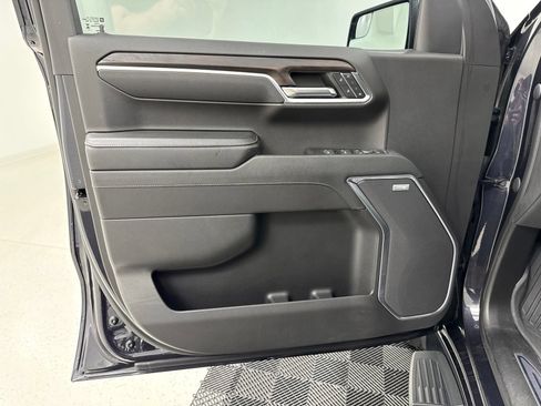 Used 2023 GMC Sierra 1500 SLT w/ SLT Premium Package AWD/4WD image 12