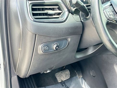 Used 2024 Chevrolet Equinox RS image 10