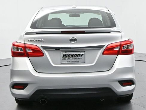 Used 2017 Nissan Sentra SR Turbo FWD image 6