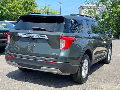 Used 2023 Ford Explorer XLT w/ Equipment Group 202A AWD/4WD image 7