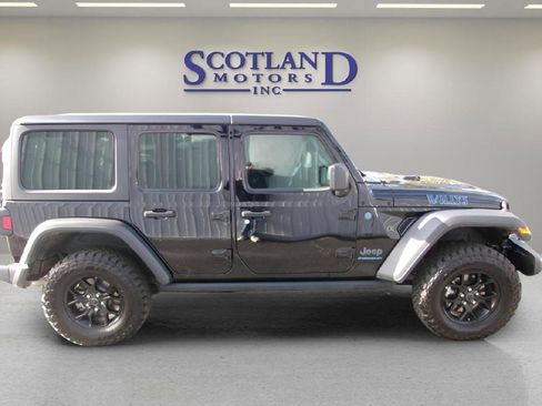 Used 2025 Jeep Wrangler Unlimited Sport S 4xe AWD/4WD image 5