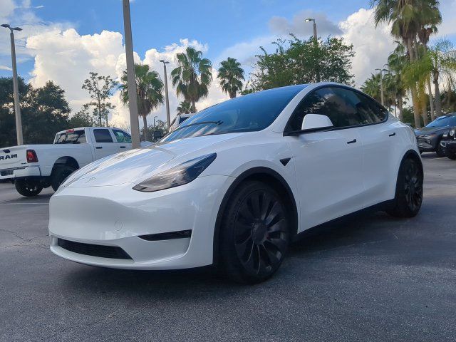 Used 2023 Tesla Model Y Performance AWD/4WD image 9