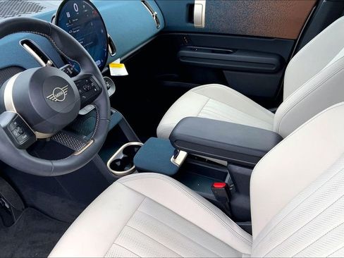 Certified 2025 MINI Cooper Countryman S image 19