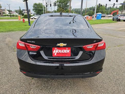 Used 2018 Chevrolet Malibu LT FWD image 7