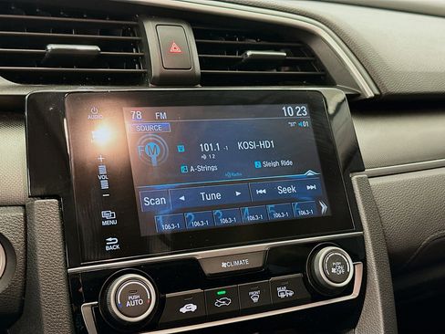 Used 2018 Honda Civic EX image 21