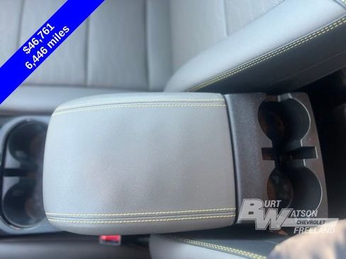 Used 2025 Chevrolet Colorado ZR2 w/ Technology Package image 18