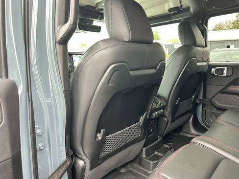 New 2026 Jeep Wrangler Unlimited Rubicon AWD/4WD image 21