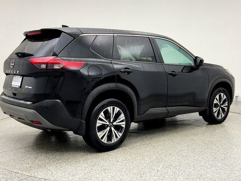 Used 2023 Nissan Rogue SV AWD/4WD image 5