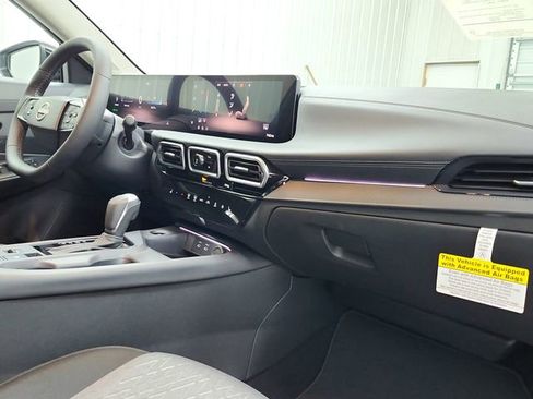 New 2026 Nissan Sentra SV w/ SV Convenience Package FWD image 41