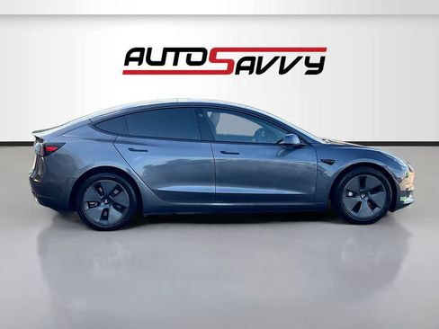 Used 2023 Tesla Model 3 Standard Range RWD image 1