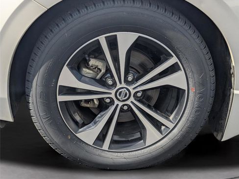 Used 2022 Nissan Sentra SV image 38