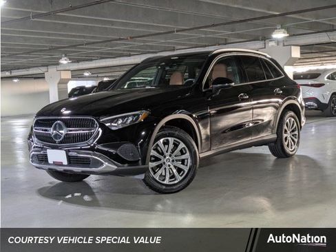 Certified 2025 Mercedes-Benz GLC 300 image 1