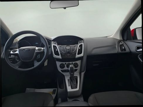 Used 2012 Ford Focus SE FWD image 10