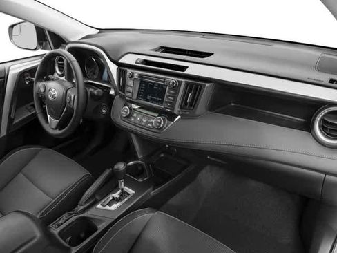 Used 2018 Toyota RAV4 XLE w/ Plus Extra Value Package AWD/4WD image 15