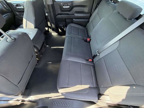 Certified 2025 Chevrolet Silverado 1500 Custom RWD image 4