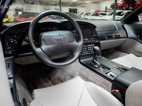 Used 1996 Chevrolet Corvette Convertible image 11