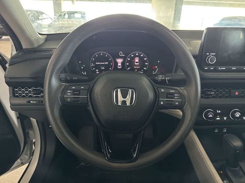 Used 2025 Honda Accord LX image 14