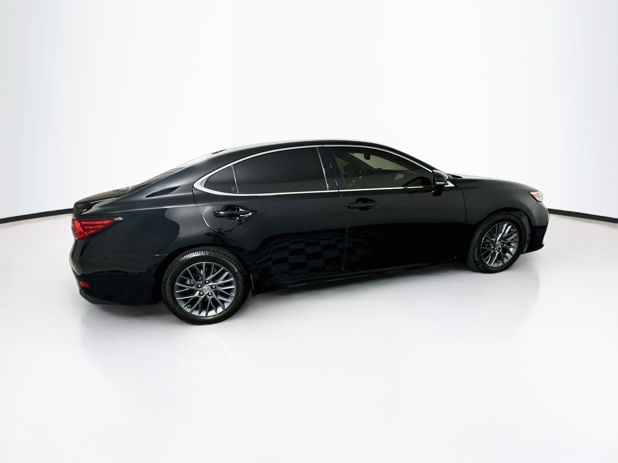 Used 2018 Lexus ES 350 w/ Navigation System Package FWD image 10