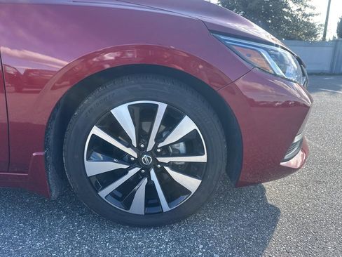 Used 2023 Nissan Sentra SV w/ SV Premium Package image 5