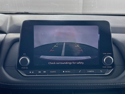 Used 2026 Nissan Rogue SV image 22