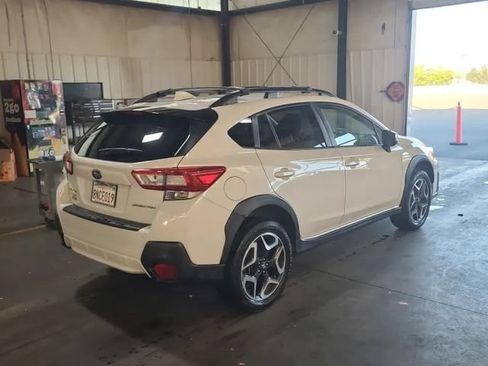 Used 2019 Subaru Crosstrek 2.0i Limited w/ Moonroof Package w/Navigation AWD/4WD image 4