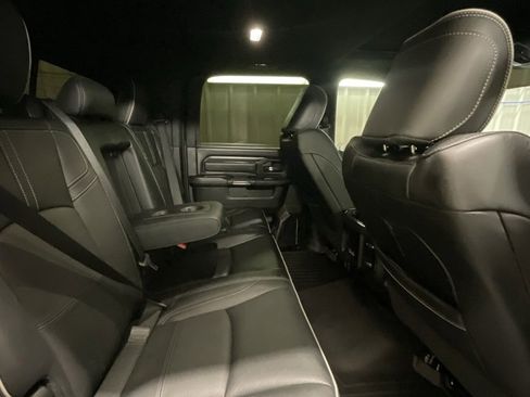 Used 2024 RAM 2500 Limited image 12