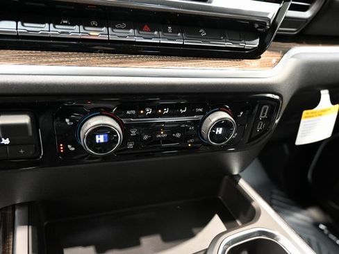 New 2026 Chevrolet Silverado 1500 LT Trail Boss w/ Convenience Package II image 18