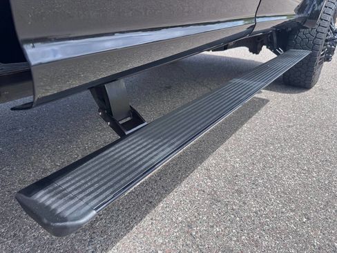 Used 2022 Ford F450 Platinum w/ FX4 Off-Road Package image 58